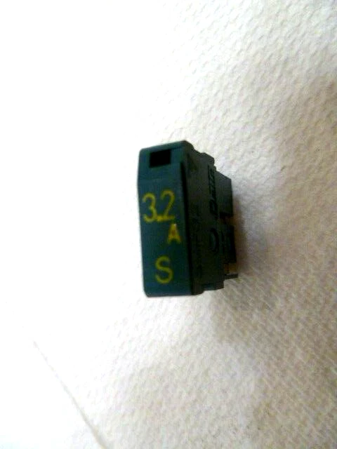 Lm32 Daito Fanuc Biztosíték 3.2A Átlátszó Speciális - Foto 7