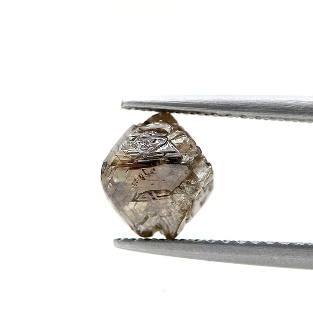 Diamant Brut Naturel 2.35 Carats Jaunâtre Gris Scintillant Forme Antique Irrégulier - Afrique/Inde