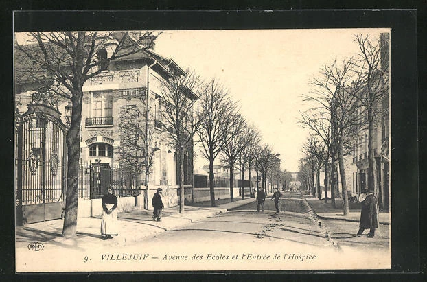 CPA Villejuif, Avenue des Ecoles et l´Entrée de l´Hospice