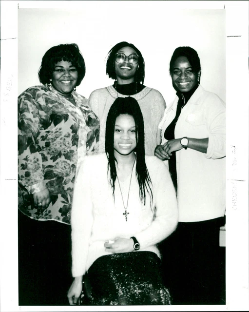 Portrait of four women smiling - Vintage Photograph 3007722
