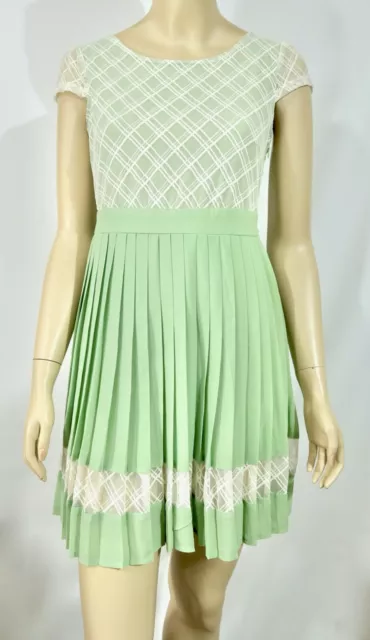 S&C Powder Seafoam Green Lace Cap Sleeve Pleated Full Mini Dress XS