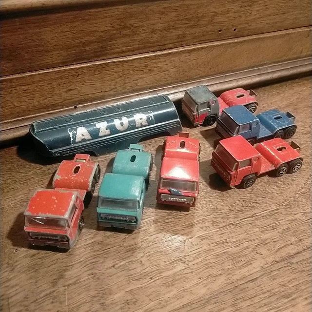 LOT DE 13 Miniatures Majorette -Voirures, Hélicoptère, Camions, etc