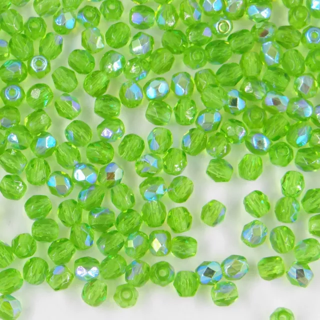 F4  OX *** 60 perles à facettes verre de Bohême 4mm  OLIVINE AB