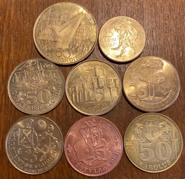 Lot De 8 Medailles Touristiques De Belgique. Differentes (1079)