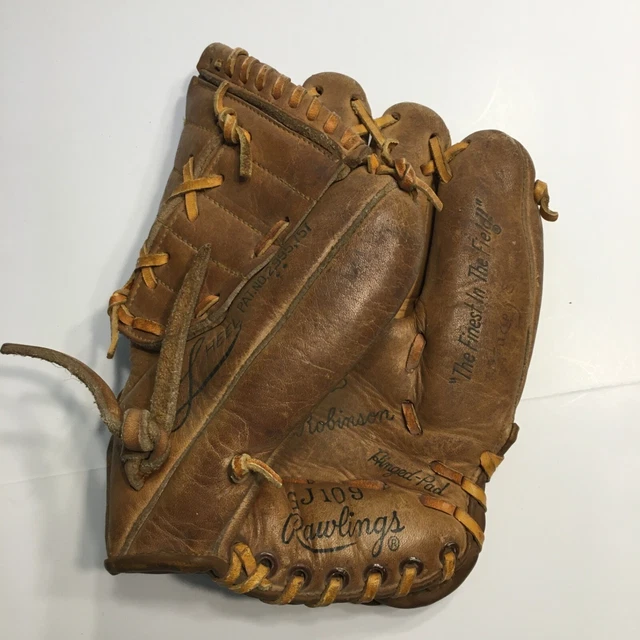 Vintage 1960's ? Brooks Robinson Little League Rawlings BASEBALL GLOVE GJ 109 Vintage 1960's ? Brooks Robinson Little League Rawlings BASEBALL GLOVE GJ 109