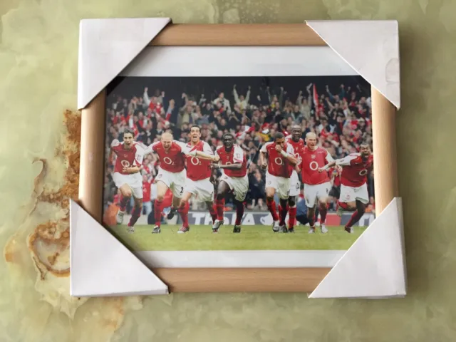 2005 Arsenal FC FA Cup Winners Squad/ Players Photograph Framed