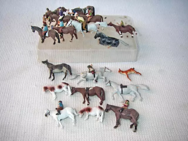 Preiser Tiere Figuren Spur H0  Reiter und Pferde - Stall Weide, über 20 Stück