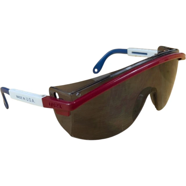 Lunettes de Soleil Rondes Steampunk en Acier : Femme Style Gothique