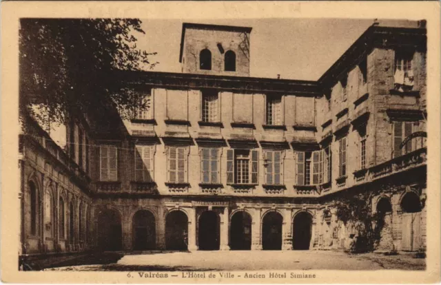 CPA VALREAS L'Hotel de Ville - Ancien Hotel Simiane (1086657)