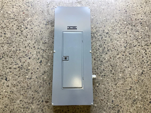 SQUARE D 3 Phase R-2160 Electric Cabinet Front