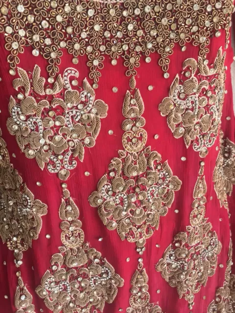 Superbe mariage rouge et vert Lengha Lehenga indien pakistanais 3