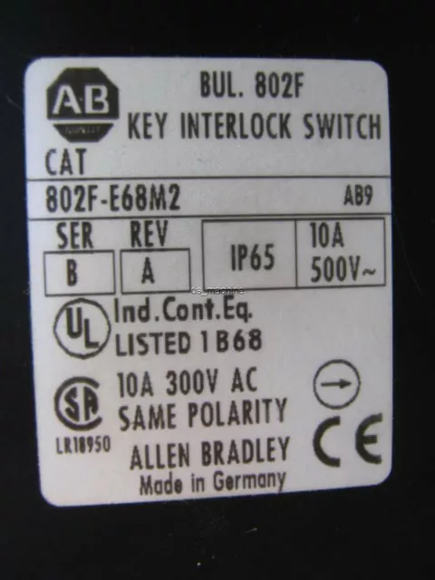 New in Box Allen Bradley 802F-E68M2 Safety Interlock Switch Key 2