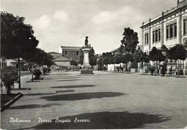 Cartolina Sardegna Dolianova Piazza Brigata Sassari  Viaggiata Anno 1956