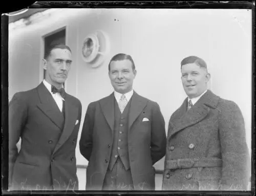 Champion billiards' players Walter Lindrum, Clark McConachy and Jo - Old Photo