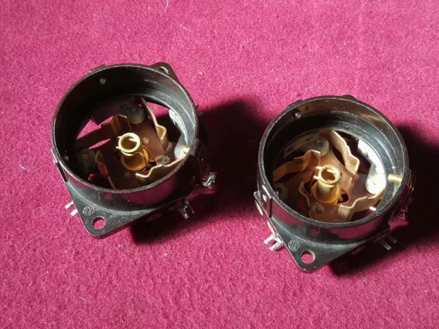 2 Fassungen Sockel für RL12P35 Wehrmacht Röhren matched Sockets for RS287 Tubes