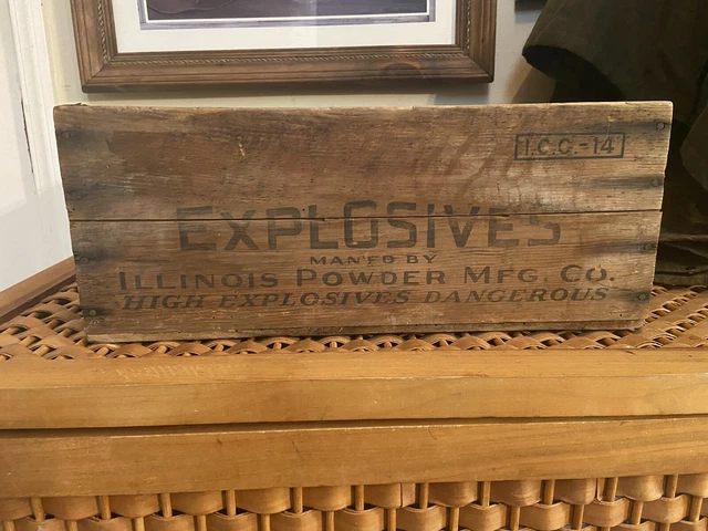 VTG Illinois Powder Mfg Co. Gold Medal High Explosives Dynamite Wooden Box Crate