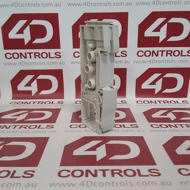 SX5000-51-2A | SMC | SUP/EXH Block Assembly, P/R Port, Used