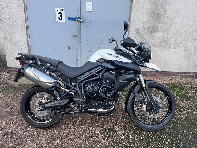 Triumph tiger 800 store abs 2011
