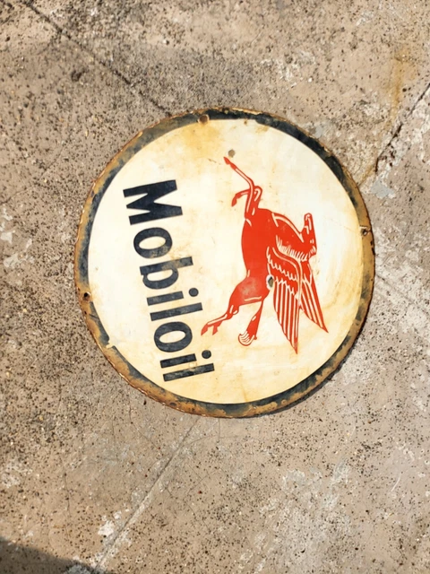 Mobil oil PORCELAIN ENAMEL SIGN 14" ROUND