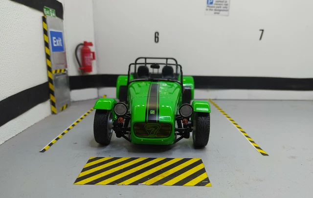 1/18 LOTUS CATHERAM 275R 2014 Solido 2