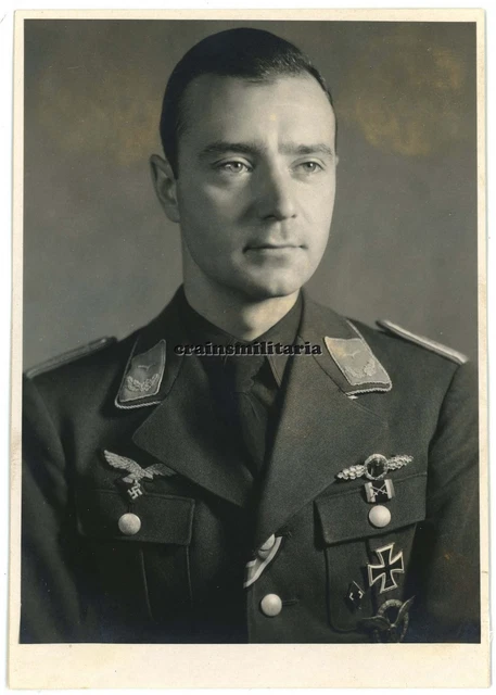 Orig. Foto Portrait Offizier Pilot 1.(F)/124 Kirkenes Norwegen mit Orden FFS EK1