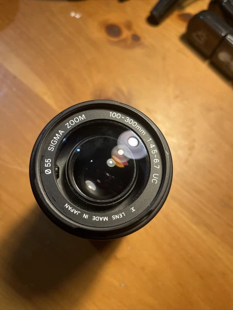 Sigma 100-300mm f/4.5-6.7 UC Compact Zoom Lens in Sony A / Minolta AF Mount