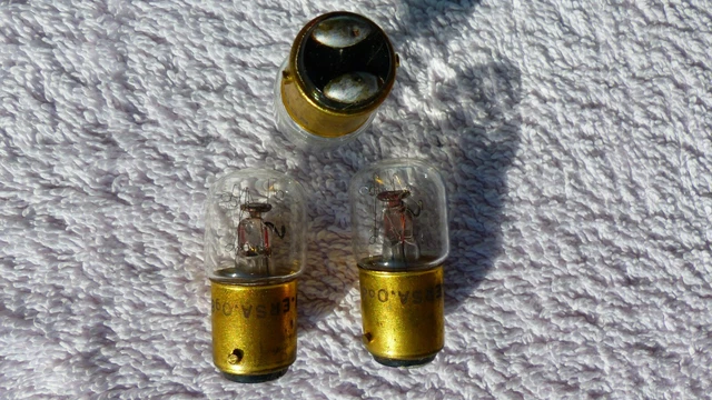 Ampoules ERSA Mini Signalisation 18X36 255V B15 098 - Bulbs for vintage machines