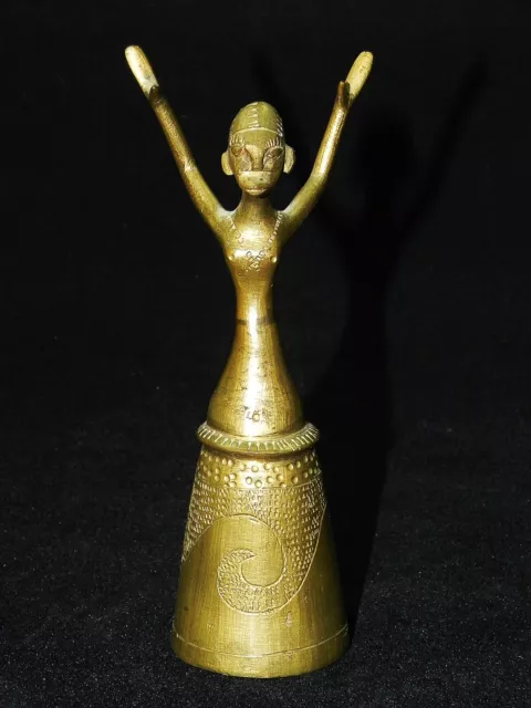 (A675) Campana de mesa africana bronce