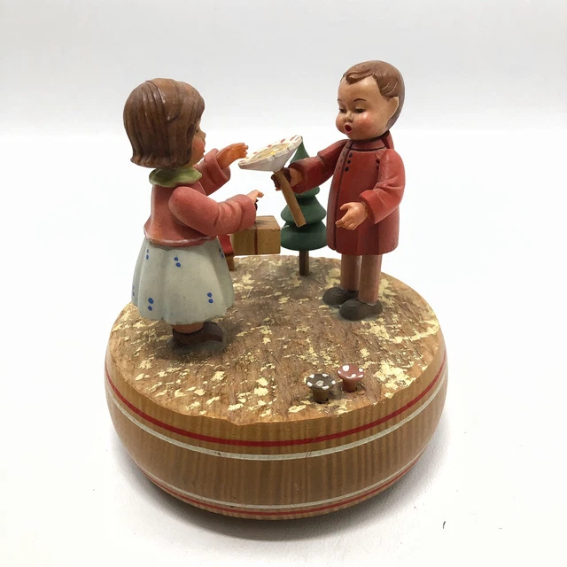 €✅❤️✅  Vintage Thorens ANRI Spinning Music Box Boy Girl Love Story Switzerland