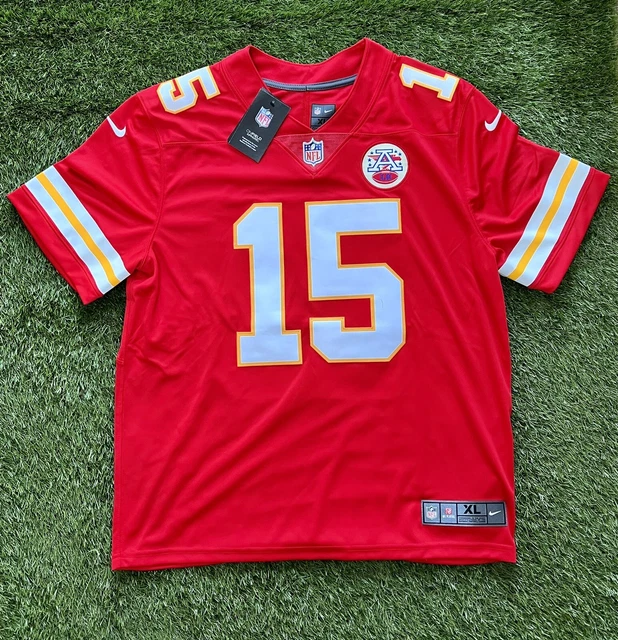 Kansas City Chiefs #15 Patrick Mahomes Red Super Bowl LVII Patch Vapor  Untouchable Limited Stitched Jersey