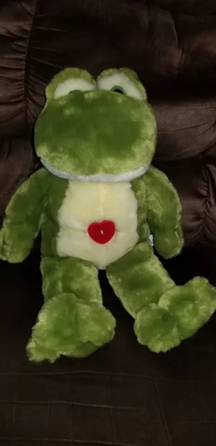 Toys R Us Filled With Love Frog Plush 2003 green  Red Heart stuffed animal 16"