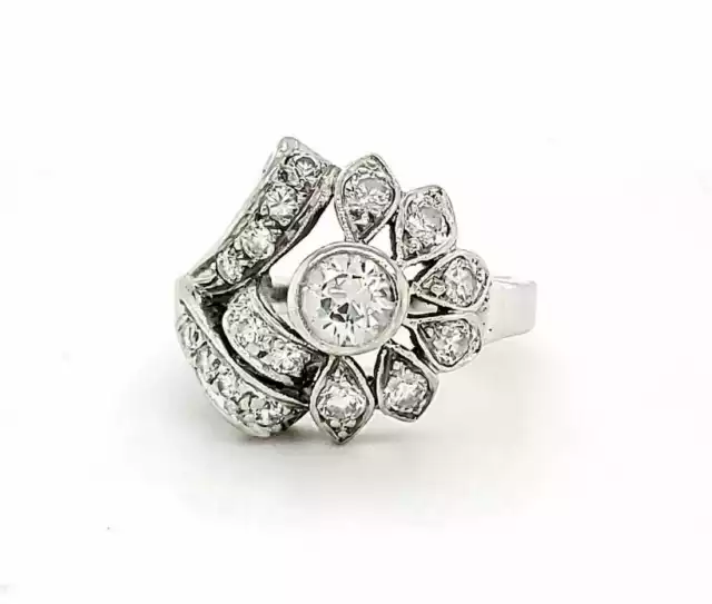 Fabulous Flower Cluster Design & Round Cut Cubic Zirconia 925 Real Silver Ring