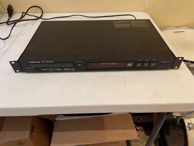 Tascam DV D01U 19" DVD/CD player