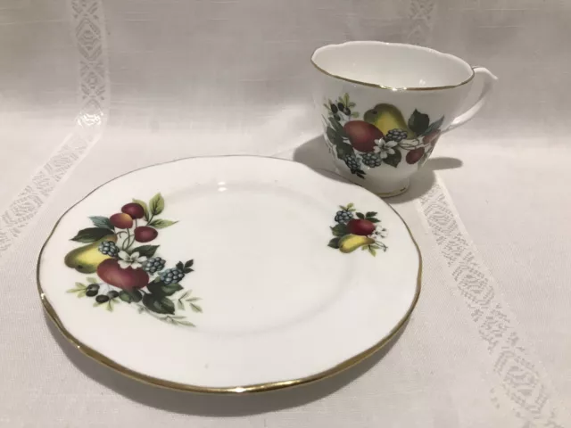 DUCHESS BONE CHINA Side Plate & Tea Cup #384 Fruit England no Saucer 2