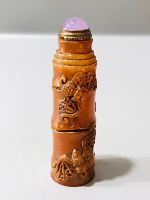 Noble natural shoushan stone handwork carved bat statue seal stamp snuff bottle