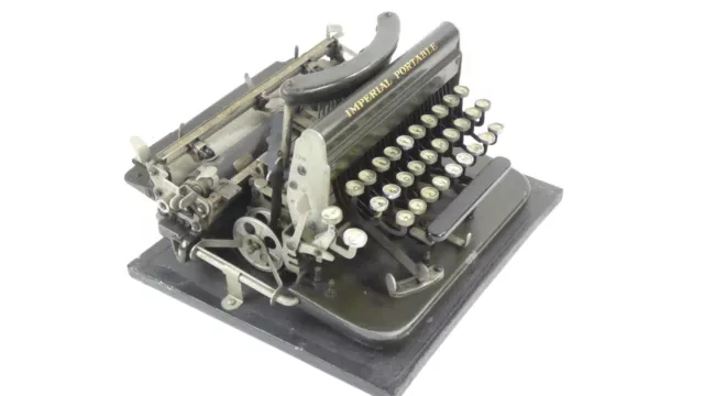 Maquina De Escribir Imperial D Verde Año 1919 Typewriter Schreibmaschine