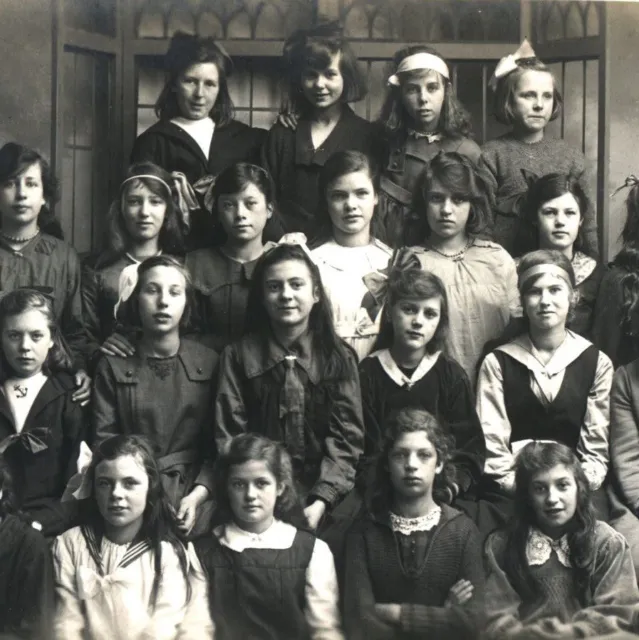 Postcard RPPC Girls School class photo c1910 portrait group social history #42