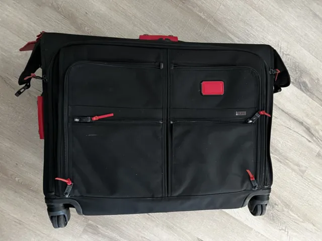 Tumi 4 Wheeled Spinner Garment Bag Luggage – Alpha 2 - 22635D2