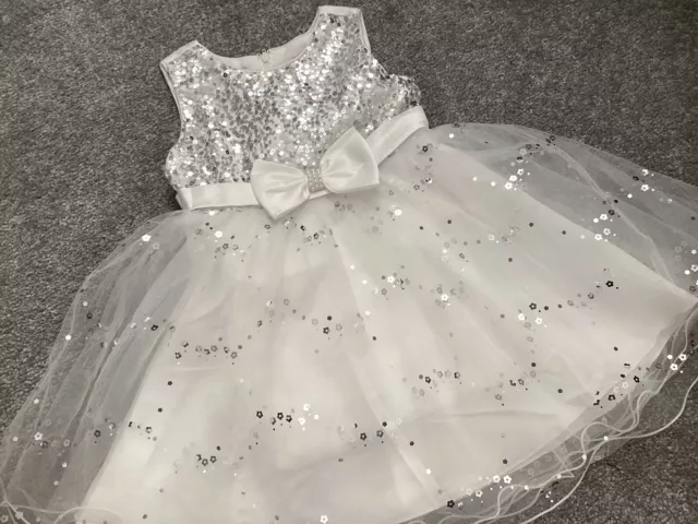 Beautiful White Wedding Flower Girl Christening Party Dress With Sequins Age 3