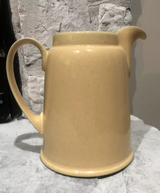 Denby Juice Pitcher 32 Oz (Lemon Yellow Exterior, Green Apple Interior)