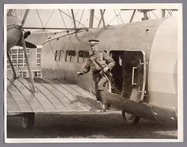 Vickers Valentia Coldstream Guards Catterick Original Vintage Press Photo Raf