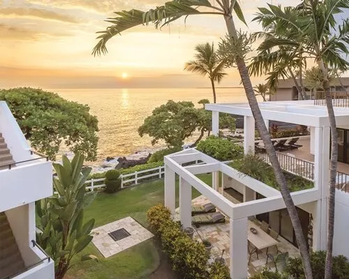 105,000 ANNUAL  POINTS - WYNDHAM ROYAL SEA CLIFF RESORT, Kailua-Kona, HI