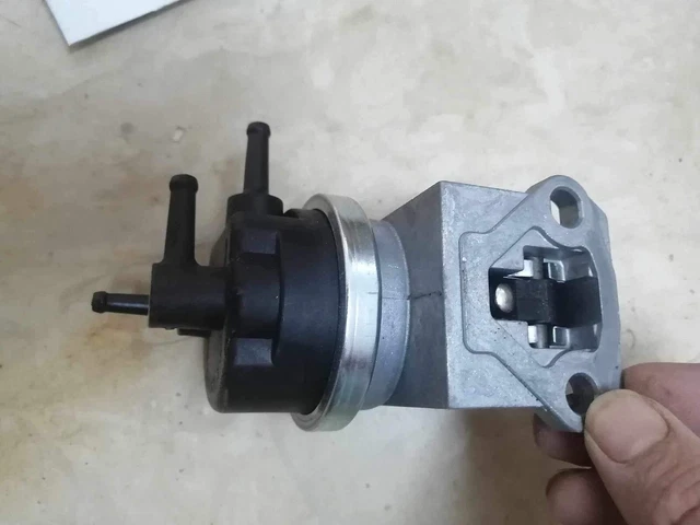 Pompe à Essence Pour Renault R11, R25, R9, Super 5 - Neuf Sous Emballage - Fabriqué En France