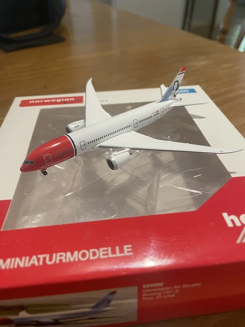 Herpa Boeing 787-9 Norwegian Dreamliner 1/200 Maquettes et modélisme Hobbies Mod