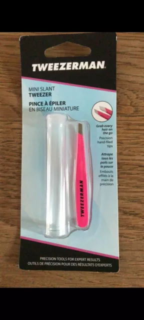 Tweezerman Mini Slant Tweezer & Capsule Pink