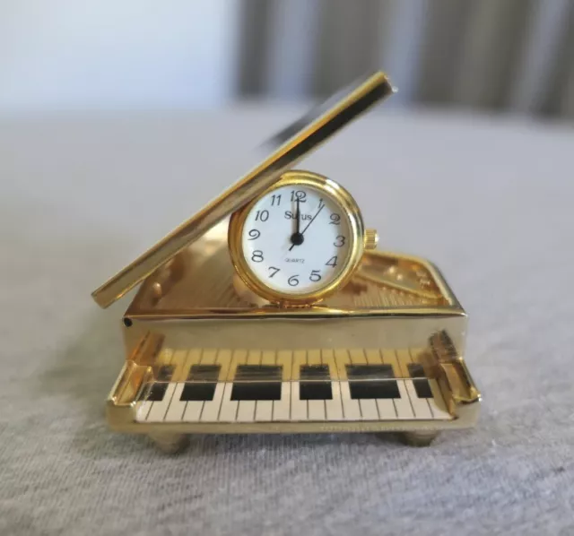 Miniature Sutus Quartz Analog Brass Grand Piano Battery Novelty Clock 2.25" W