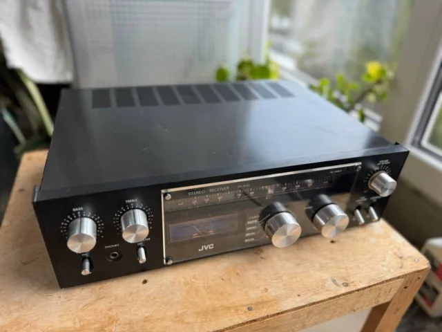 JVC JR-S50 receiver vintage retro hi-fi audio amplifier FM MW