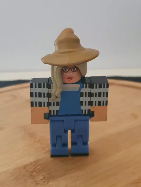 Roblox Series 10 CREATOR: SPARKLINGS Figure +SPARKLING'S FRIENDLY WINK FACE  Code