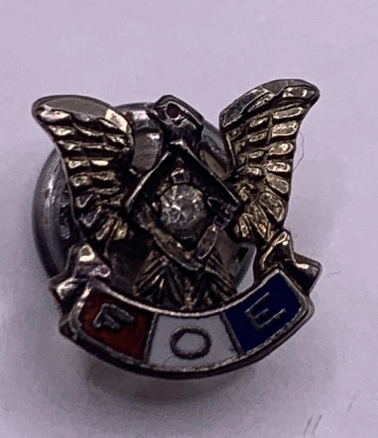 Foe VINTAGE FRATERNAL ORDER of Eagles FOE Sterling Screw Back Pin 925 £11. ...