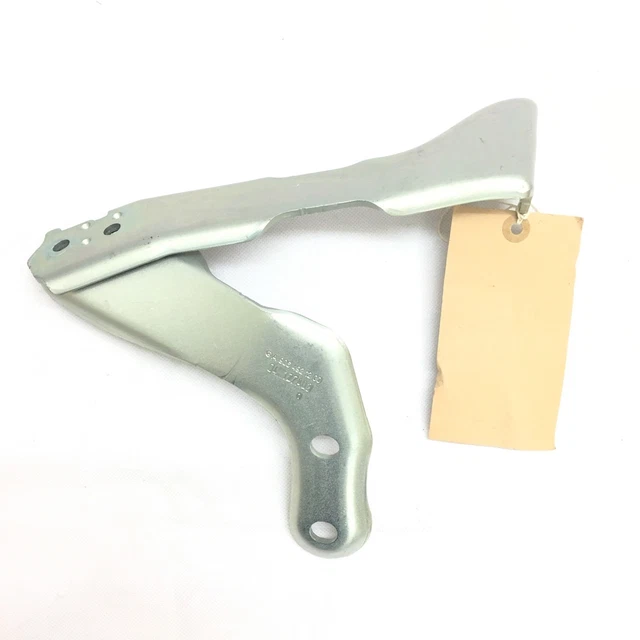 thumbnail interactive-video image 1 of Genuine Mercedes Benz Front Passenger Side Sway Bar Bracket – OEM 2113230640 1 of 3